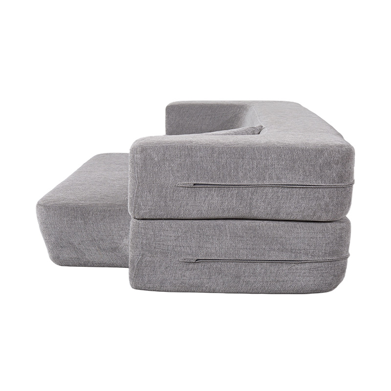Tempat Tidur Sofa Multi-Fungsional yang Dapat Dikonversi dalam Beludru Abu-abu Muda dengan Bantal